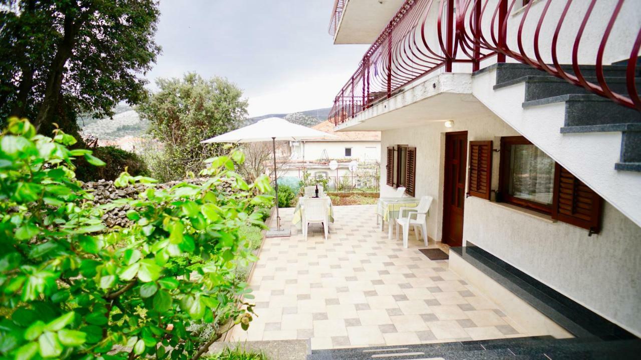 Villa La Vida Loca à Seget Vranjica Extérieur photo